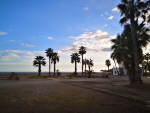 que ver en motril playa de poniente